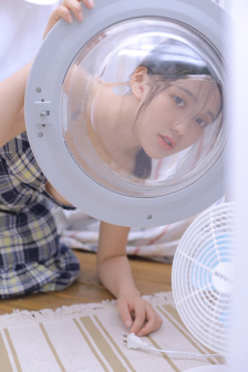 60后老妇人plus